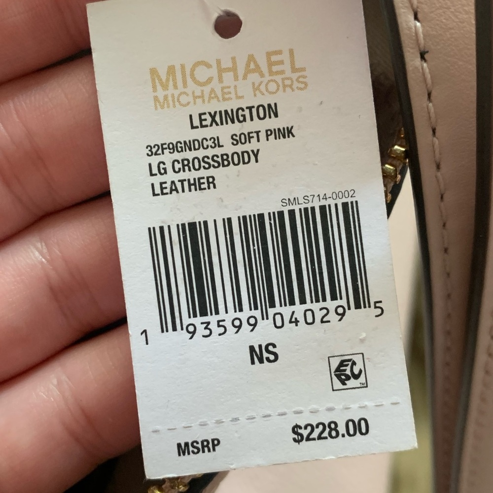 Michael kors crossbody purse - Picture 6 of 7